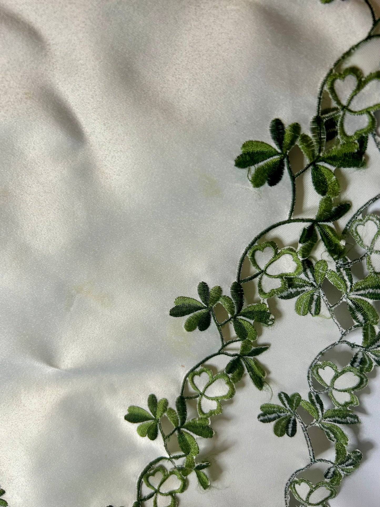 Embroidered Leaf & Shamrock Table Runner