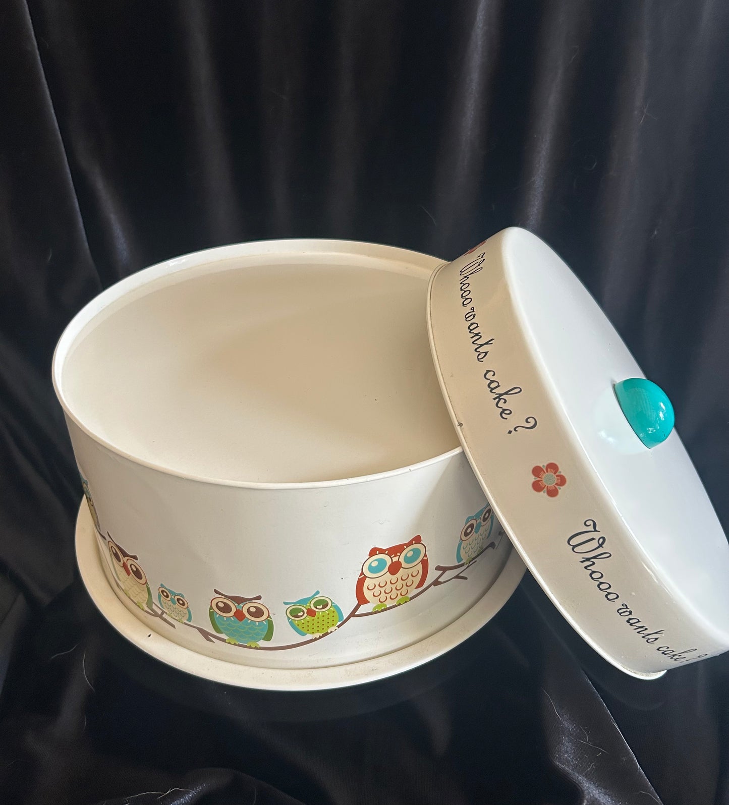 MCM Pie and Cake Saver with Owls - "Whooo Wants Cake"