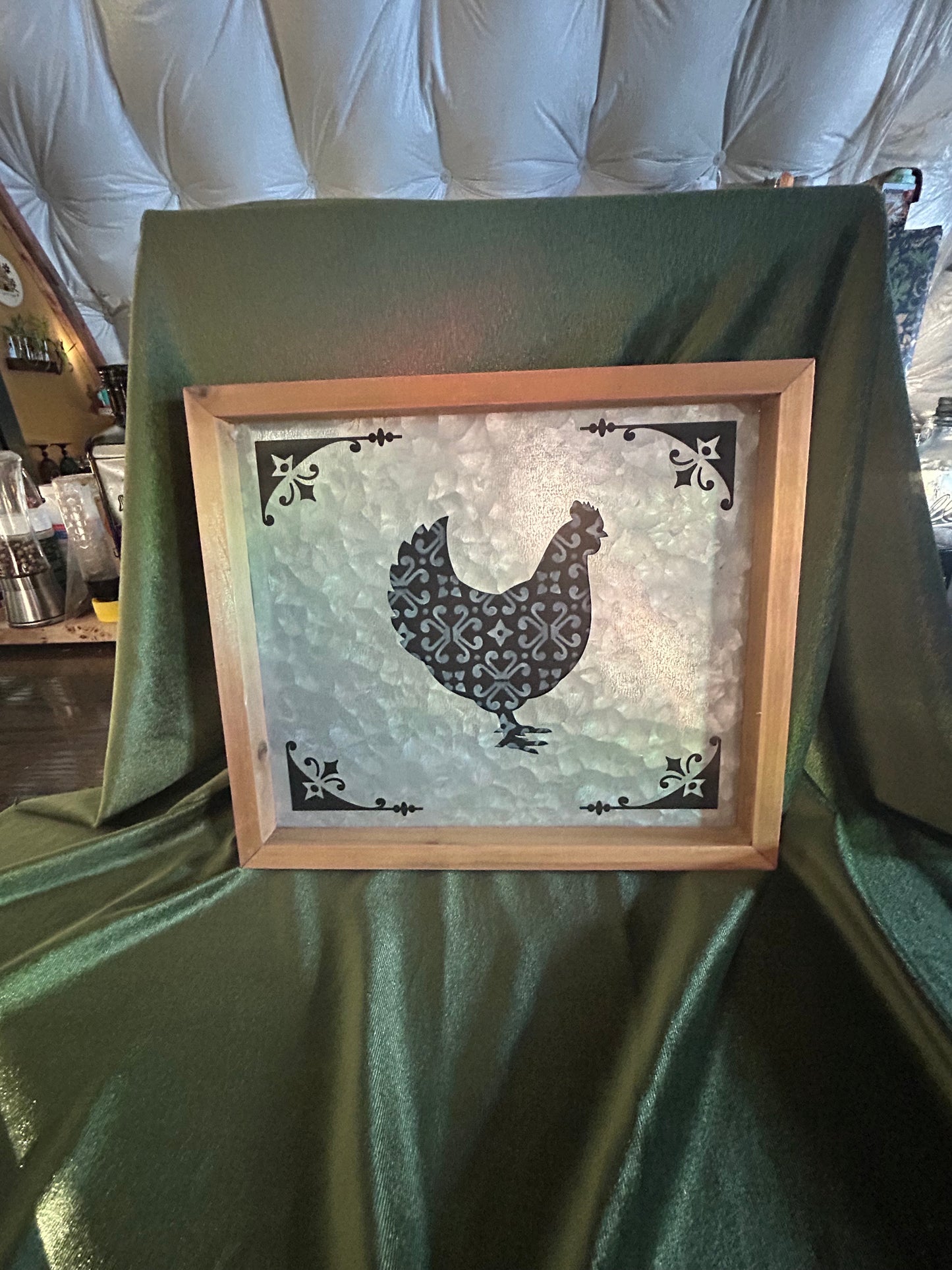 Vintage Tin Rooster Picture